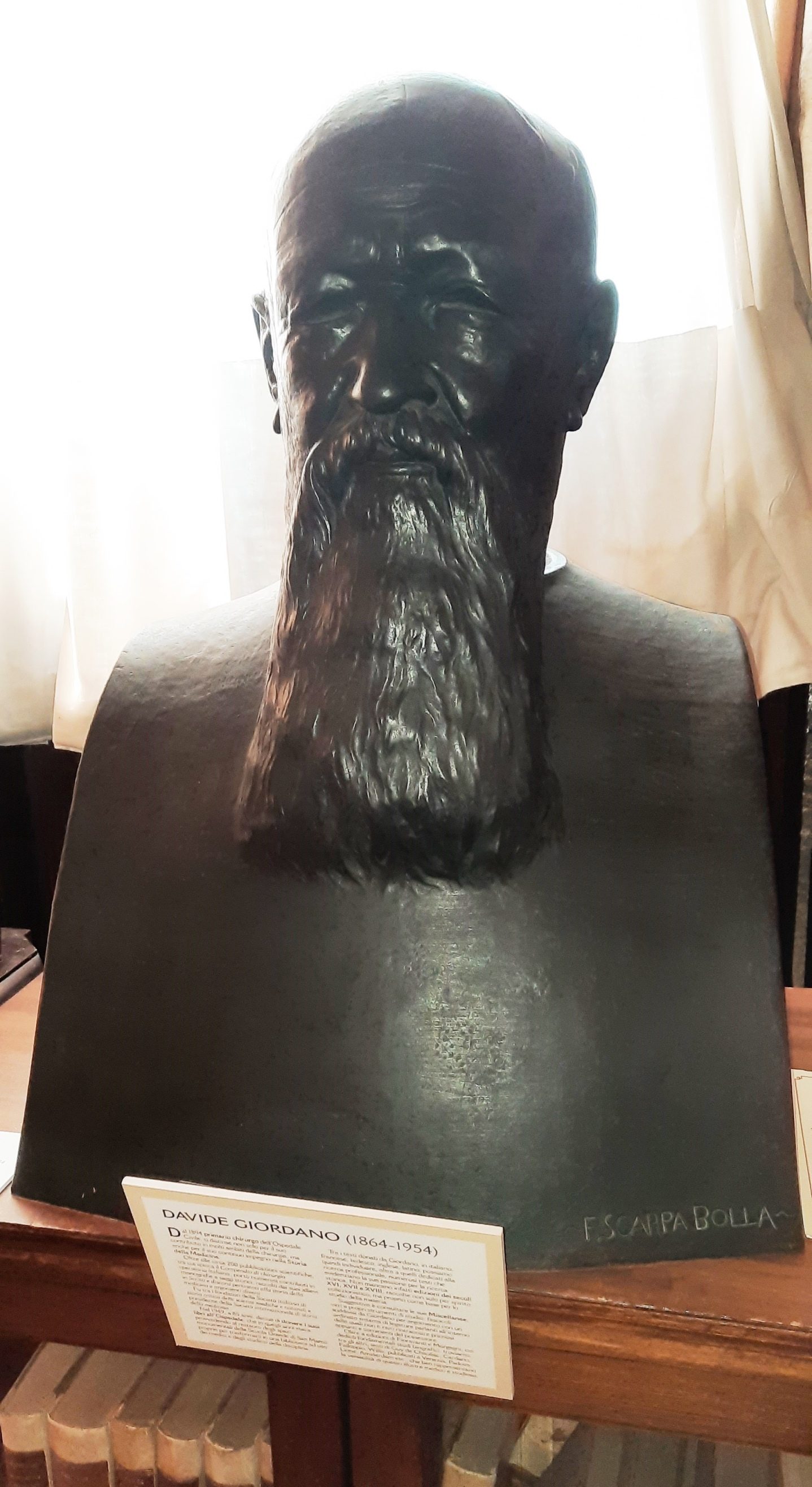 Davide Giordano's bust, Osp SS Giovanni e Paolo, Sc Gr San Marco, Venice - 02.jpg
